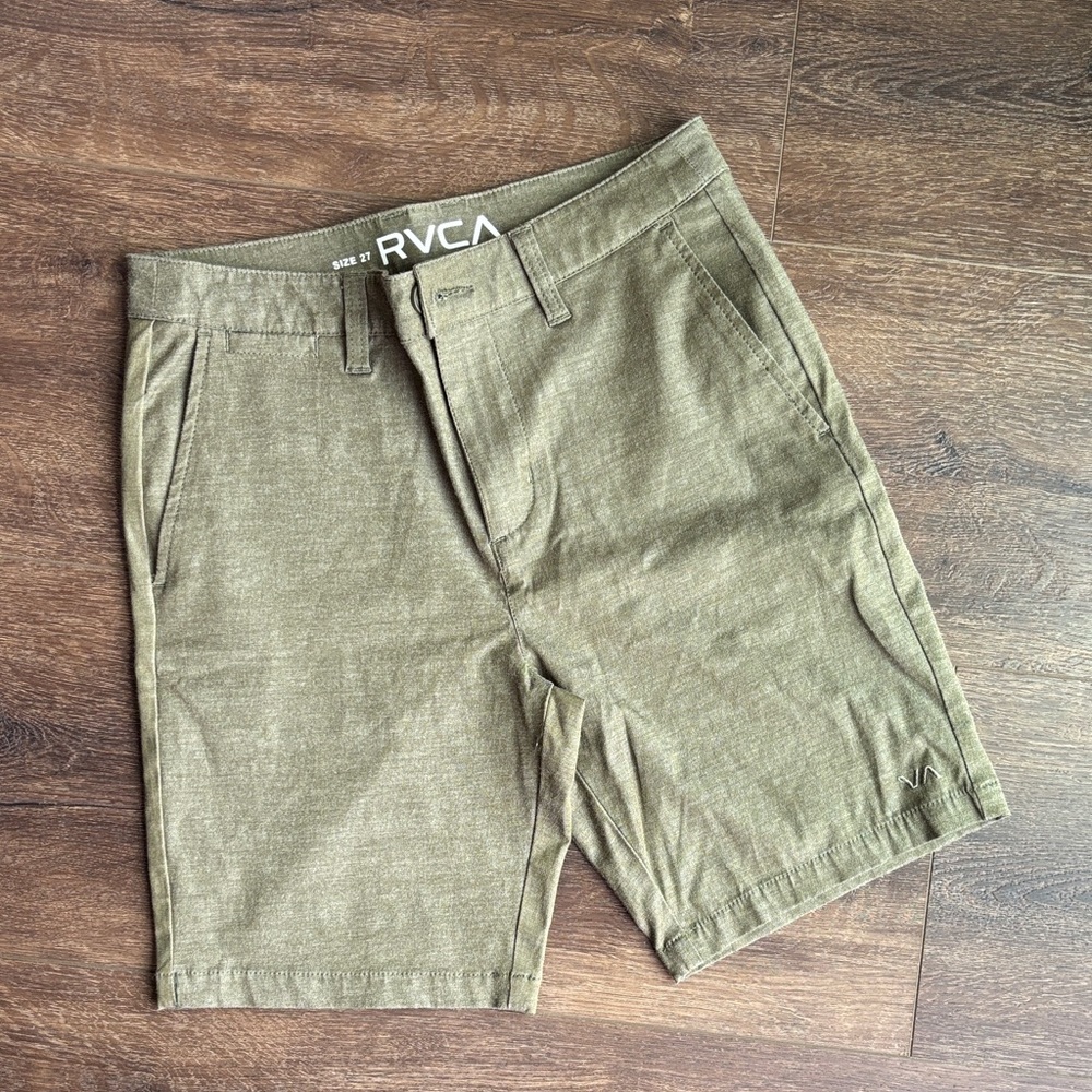 RVCA boys/mens  olive green Shorts